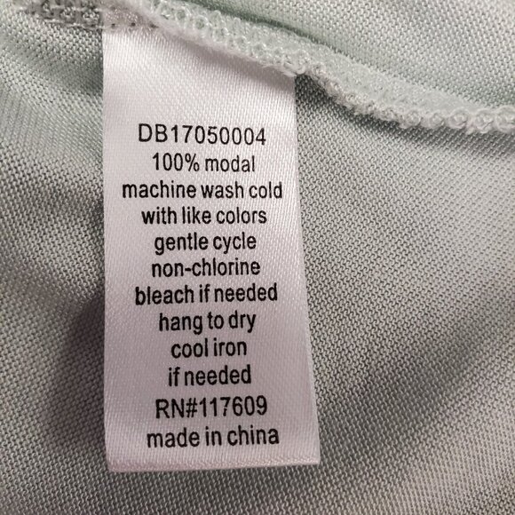 DE Collection Top Women Size XXL Sky Gray Soft Whisper Ruffle Soft Flowy - Picture 8 of 10